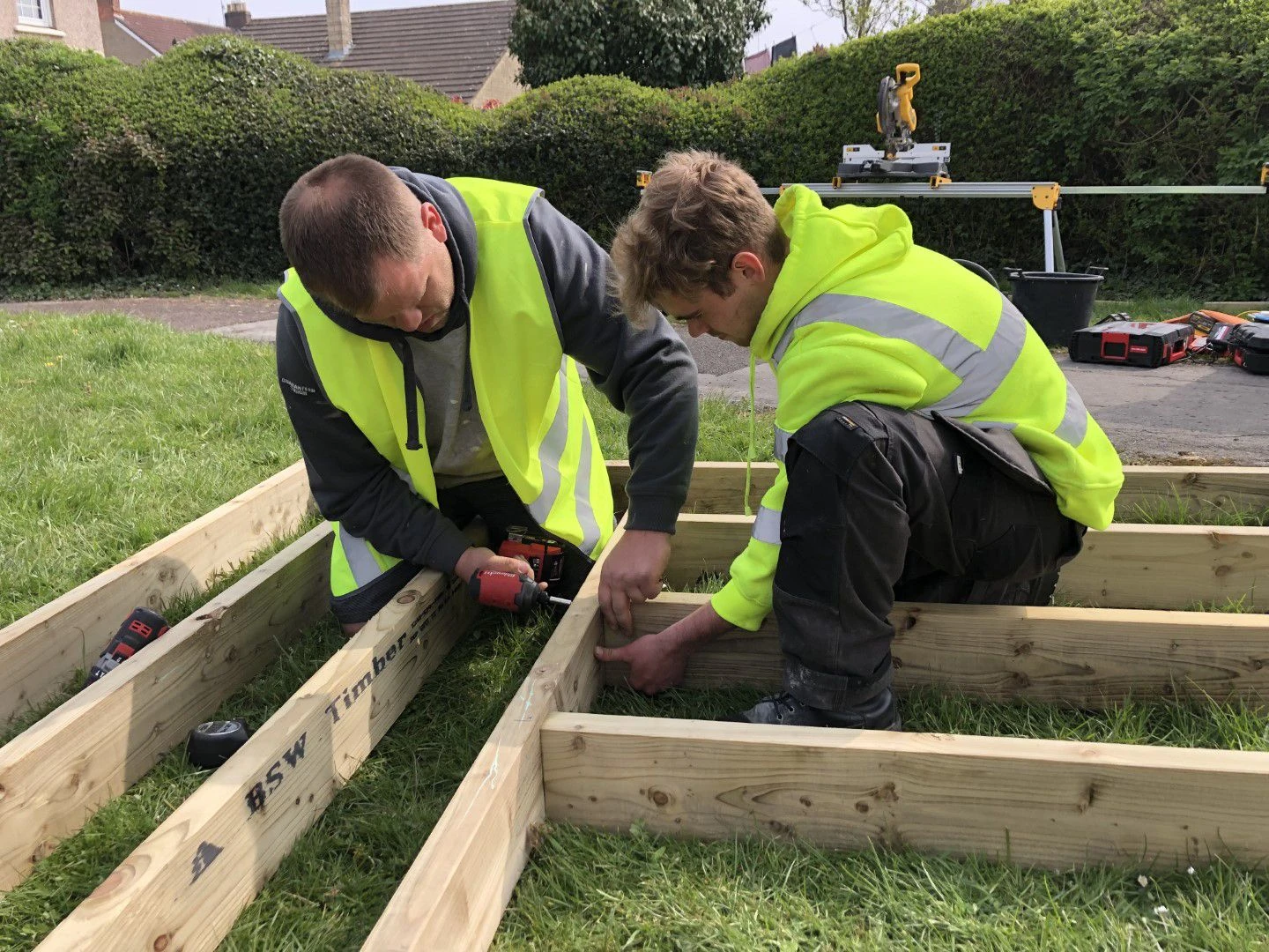 Easi Edge | C16 Graded Timber | 3.6m X 45mm X 145mm - Image 2